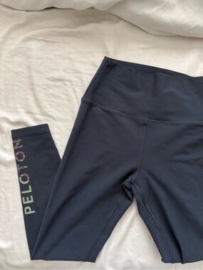 Peloton Blueish Gray 7/8 Cadence Leggings